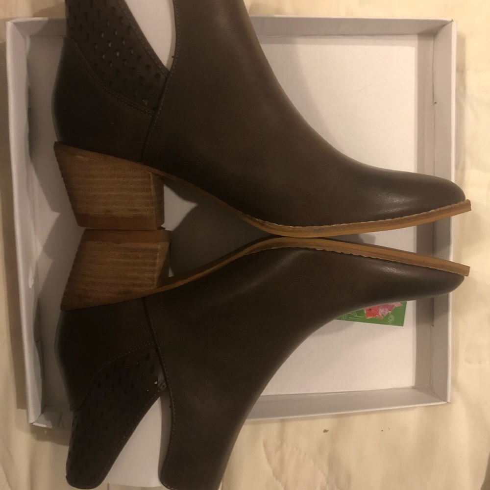 Beast Fashion Ankle boots